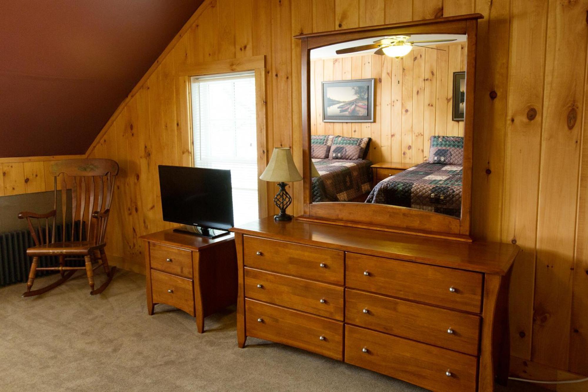 Shore Meadows Lodge Llc Lake George Ruang foto