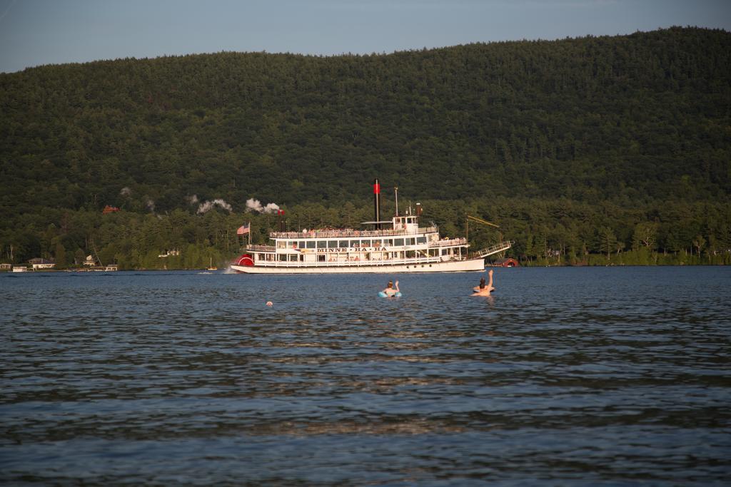 Shore Meadows Lodge Llc Lake George Bagian luar foto