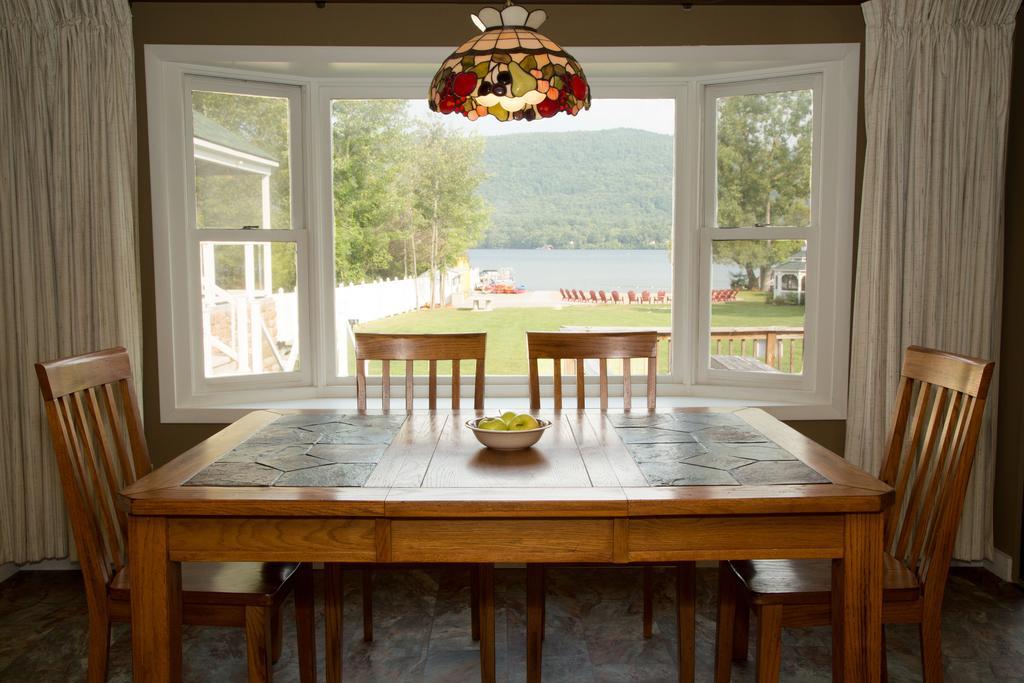 Shore Meadows Lodge Llc Lake George Bagian luar foto