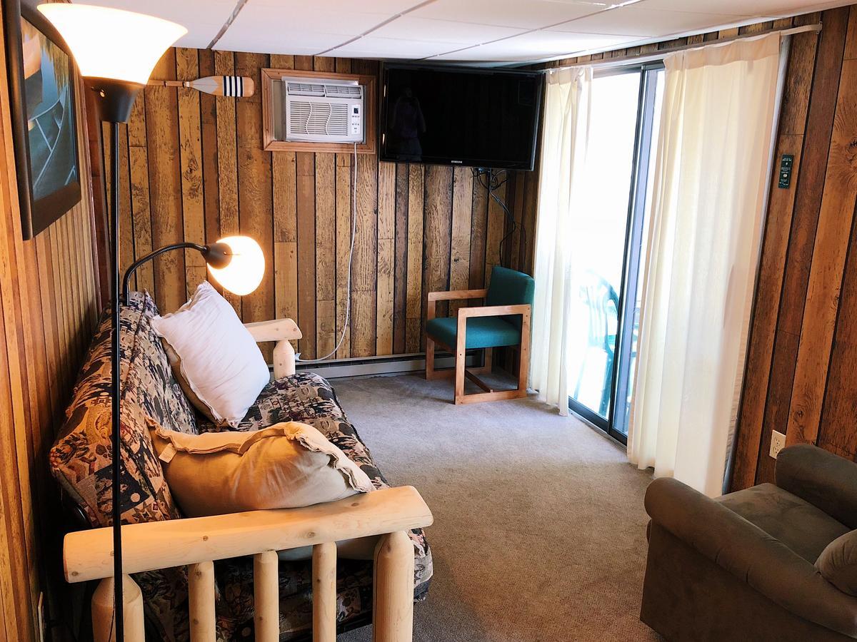 Shore Meadows Lodge Llc Lake George Bagian luar foto