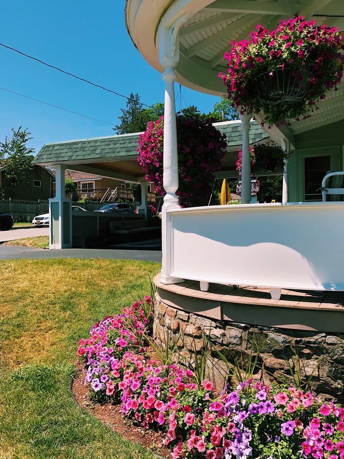 Shore Meadows Lodge Llc Lake George Bagian luar foto